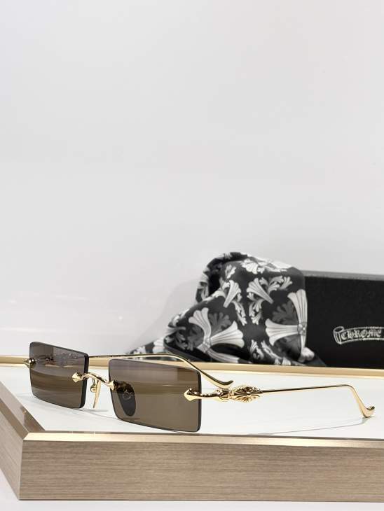 Picture of Chrome Hearts Sunglasses _SKUfw76988978fw